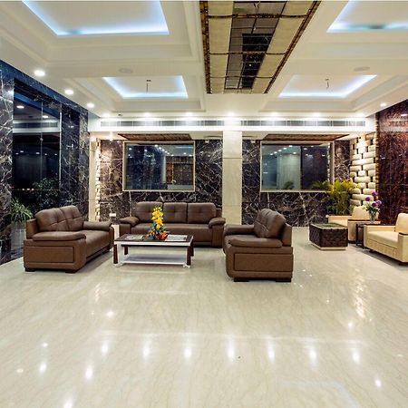 Hotel The Grand Inn Jammu Exterior foto