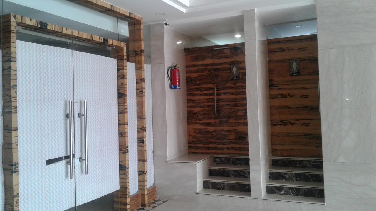 Hotel The Grand Inn Jammu Exterior foto